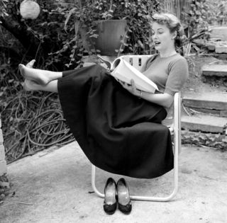 Vera Miles feet photo 11