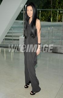 Vera Wang feet photo 5