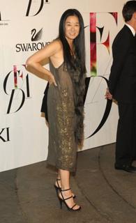 Vera Wang feet photo 20
