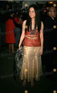 Vera Wang feet photo 11