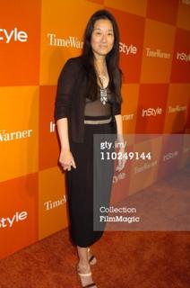 Vera Wang feet photo 14