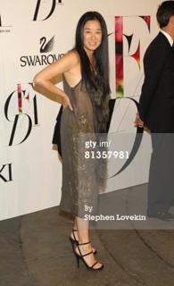 Vera Wang feet photo 12
