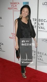 Vera Wang feet photo 4