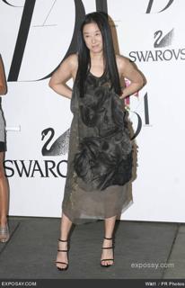 Vera Wang feet photo 2