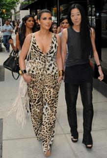 Vera Wang feet photo 18