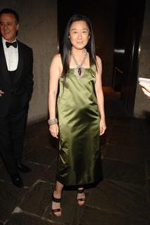 Vera Wang feet photo 1