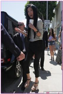 Vera Wang feet photo 6