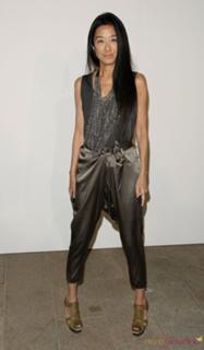 Vera Wang feet photo 13