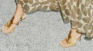 Vera Wang feet photo 12