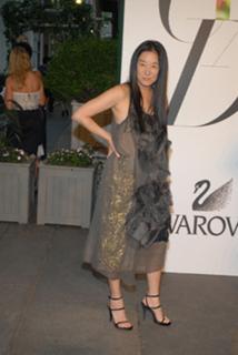 Vera Wang feet photo 9