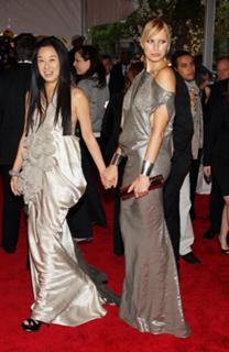 Vera Wang feet photo 8