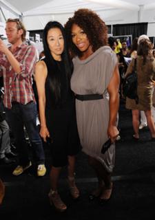 Vera Wang feet photo 13
