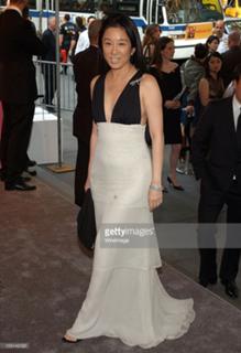 Vera Wang feet photo 11