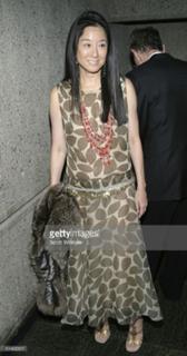 Vera Wang feet photo 17