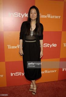 Vera Wang feet photo 6