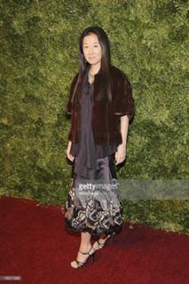 Vera Wang feet photo 19