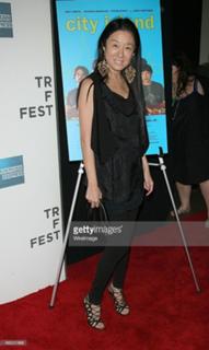 Vera Wang feet photo 17