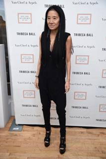 Vera Wang feet photo 4