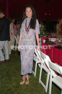 Vera Wang feet photo 19