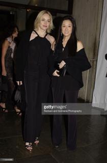 Vera Wang feet photo 9