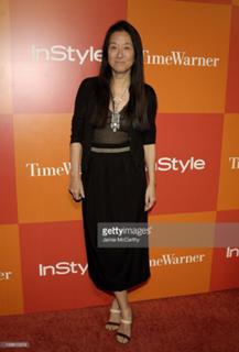 Vera Wang feet photo 19