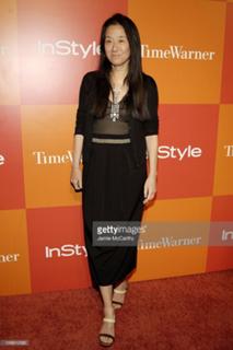 Vera Wang feet photo 18