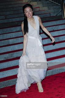 Vera Wang feet photo 12
