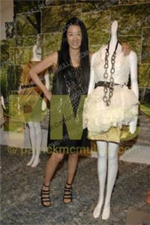 Vera Wang feet photo 16