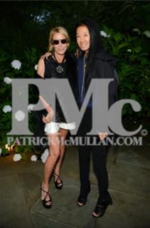Vera Wang feet photo 6