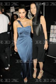 Vera Wang feet photo 15
