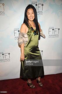 Vera Wang feet photo 20