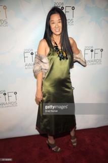 Vera Wang feet photo 19