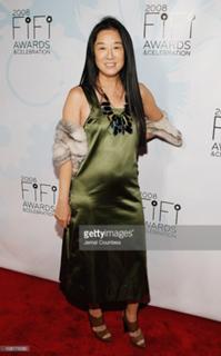 Vera Wang feet photo 16