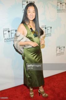 Vera Wang feet photo 14