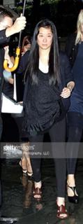 Vera Wang feet photo 17