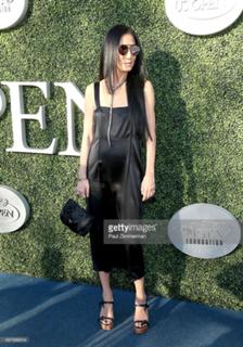 Vera Wang feet photo 9