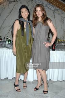 Vera Wang feet photo 7