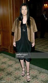 Vera Wang feet photo 2