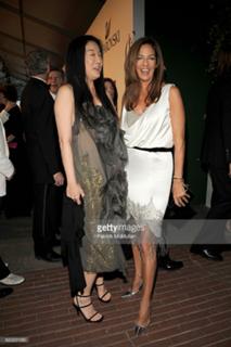 Vera Wang feet photo 13