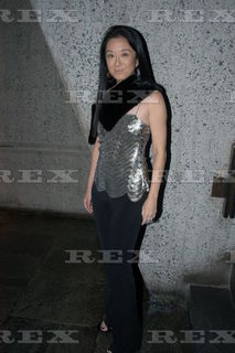 Vera Wang feet photo 4