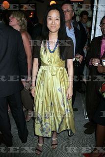 Vera Wang feet photo 16