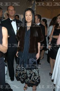 Vera Wang feet photo 15