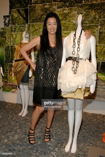 Vera Wang feet photo 19