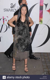 Vera Wang feet photo 19