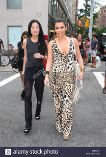 Vera Wang feet photo 6