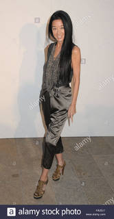 Vera Wang feet photo 20