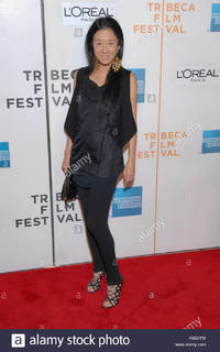 Vera Wang feet photo 14