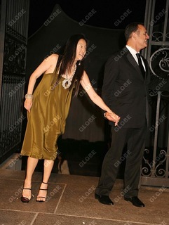 Vera Wang feet photo 7