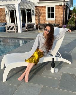 Vera Wang feet photo 18