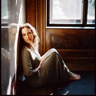 Verena Altenberger feet photo 3